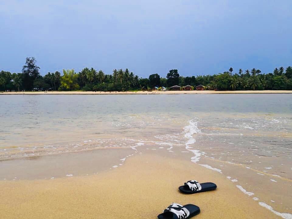 Mecaja Beach House Roxas  ภายนอก รูปภาพ