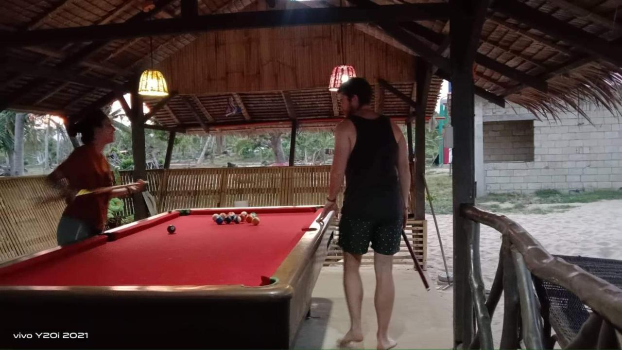 Mecaja Beach House Roxas  ภายนอก รูปภาพ