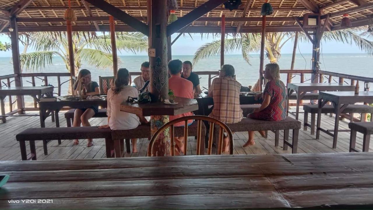 Mecaja Beach House Roxas  ภายนอก รูปภาพ