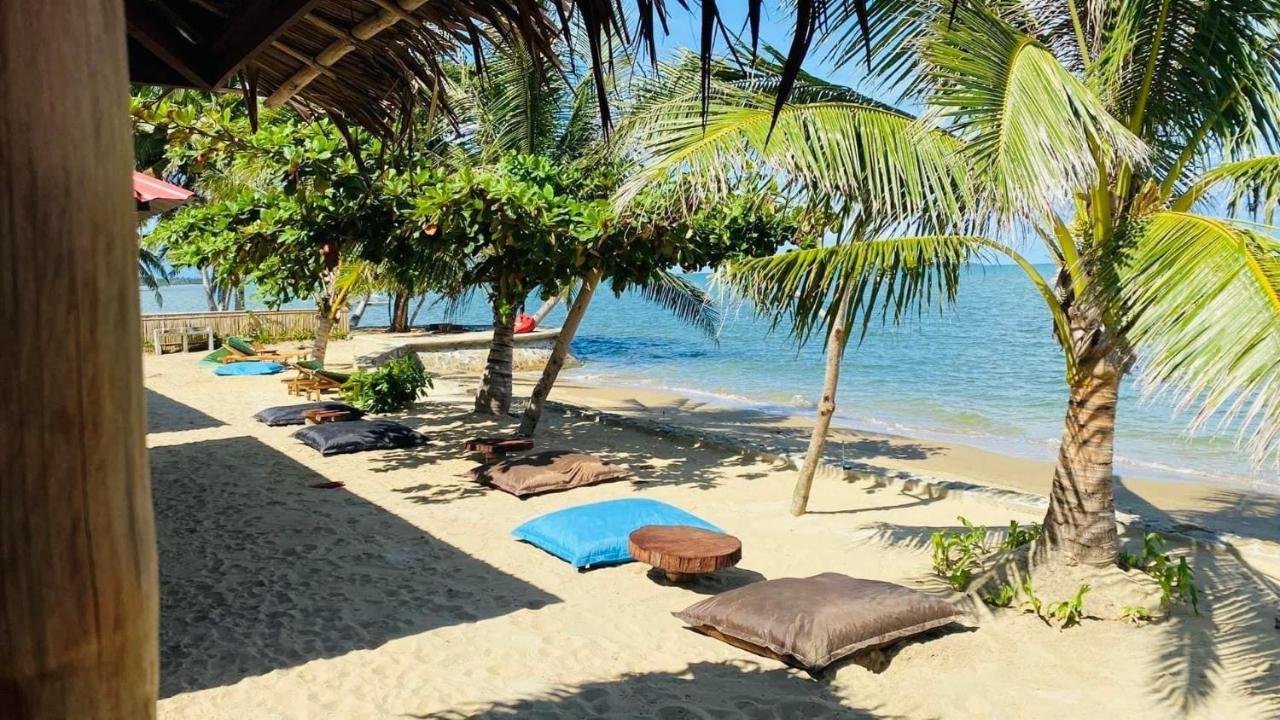 Mecaja Beach House Roxas  ภายนอก รูปภาพ