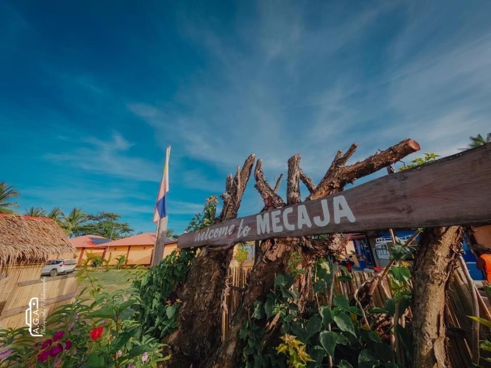 Mecaja Beach House Roxas  ภายนอก รูปภาพ