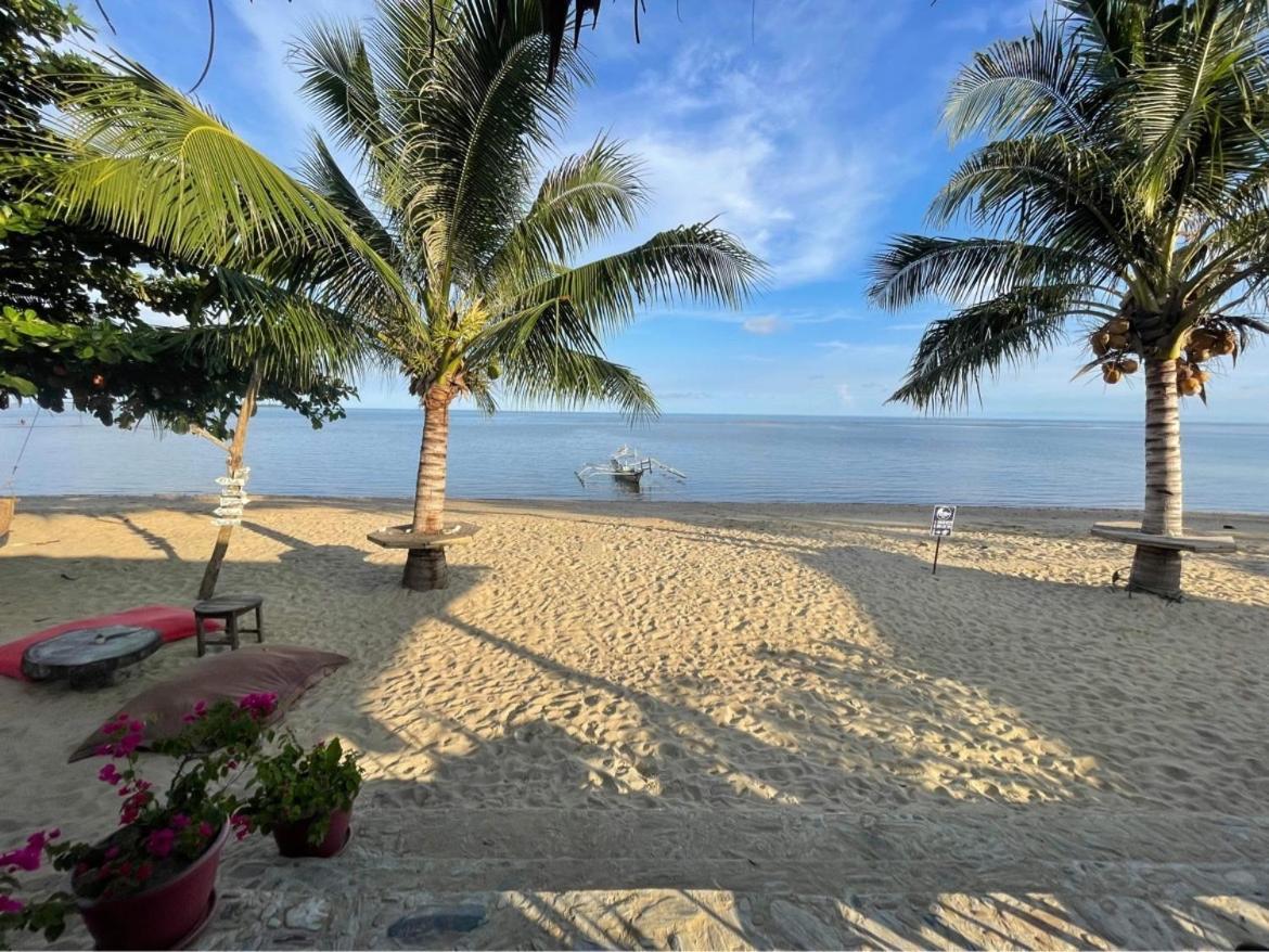 Mecaja Beach House Roxas  ภายนอก รูปภาพ