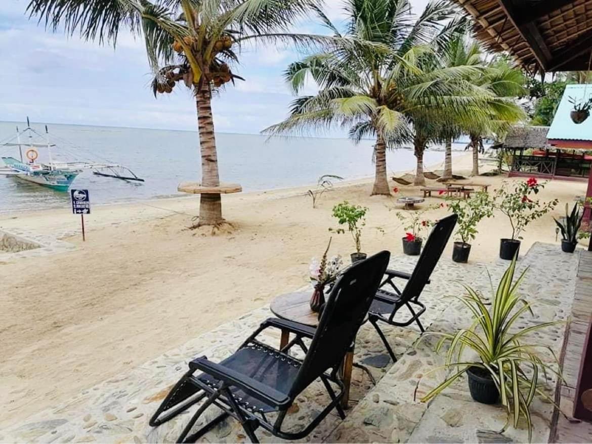 Mecaja Beach House Roxas  ภายนอก รูปภาพ