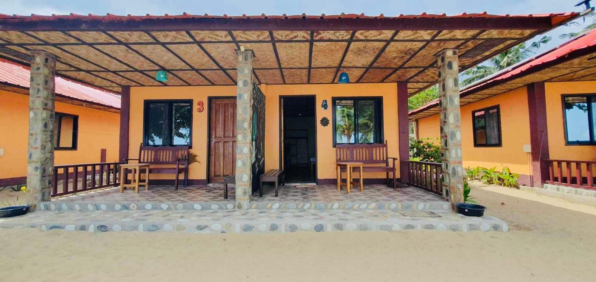 Mecaja Beach House Roxas  ภายนอก รูปภาพ